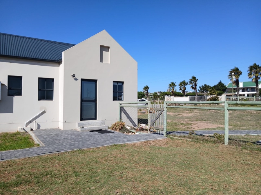 To Let 1 Bedroom Property for Rent in Long Acres Country Estate Western Cape